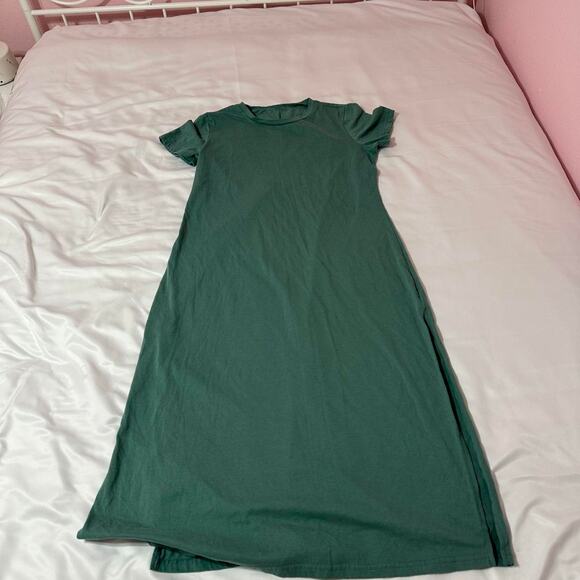 Green maxi dress side slits - Picture 1 of 4